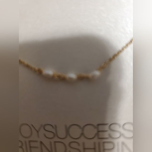 Rice Pearl Necklace NWT DOGEARED. - Picture 3 of 5